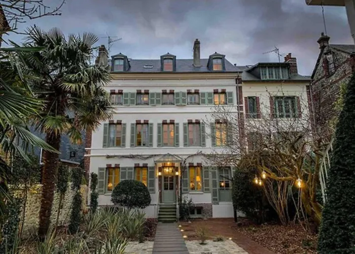 La Petite Folie Bed & Breakfast Honfleur
